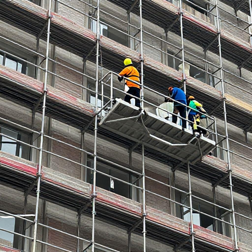 Aluguel de Andaimes para Fachadas: Preços, Vantagens e Dicas Essenciais